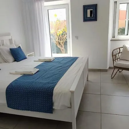 Casa Fornalha Willa Laranjeiro (Faro)